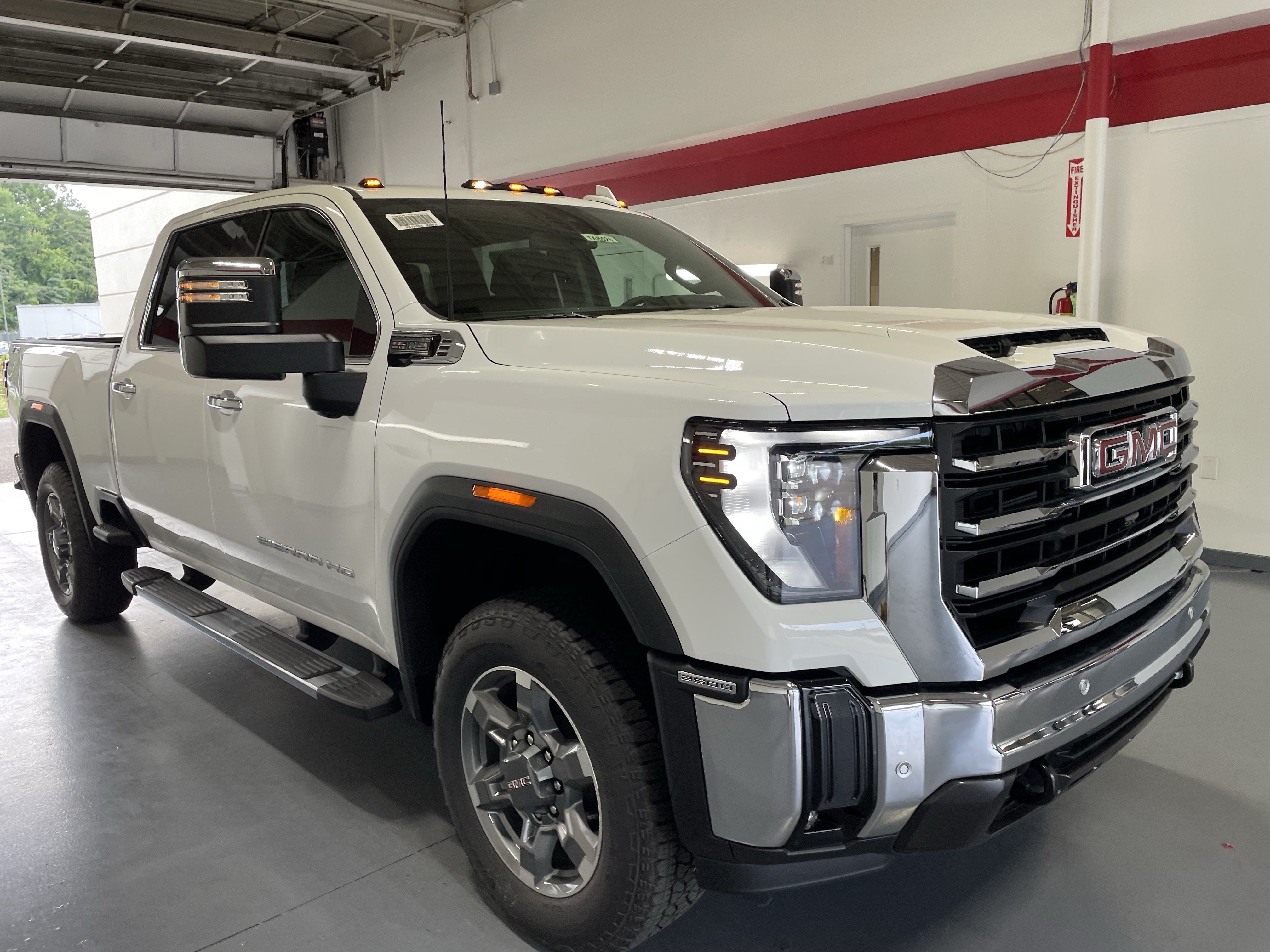 2026 GMC Sierra 2500 HD SLT