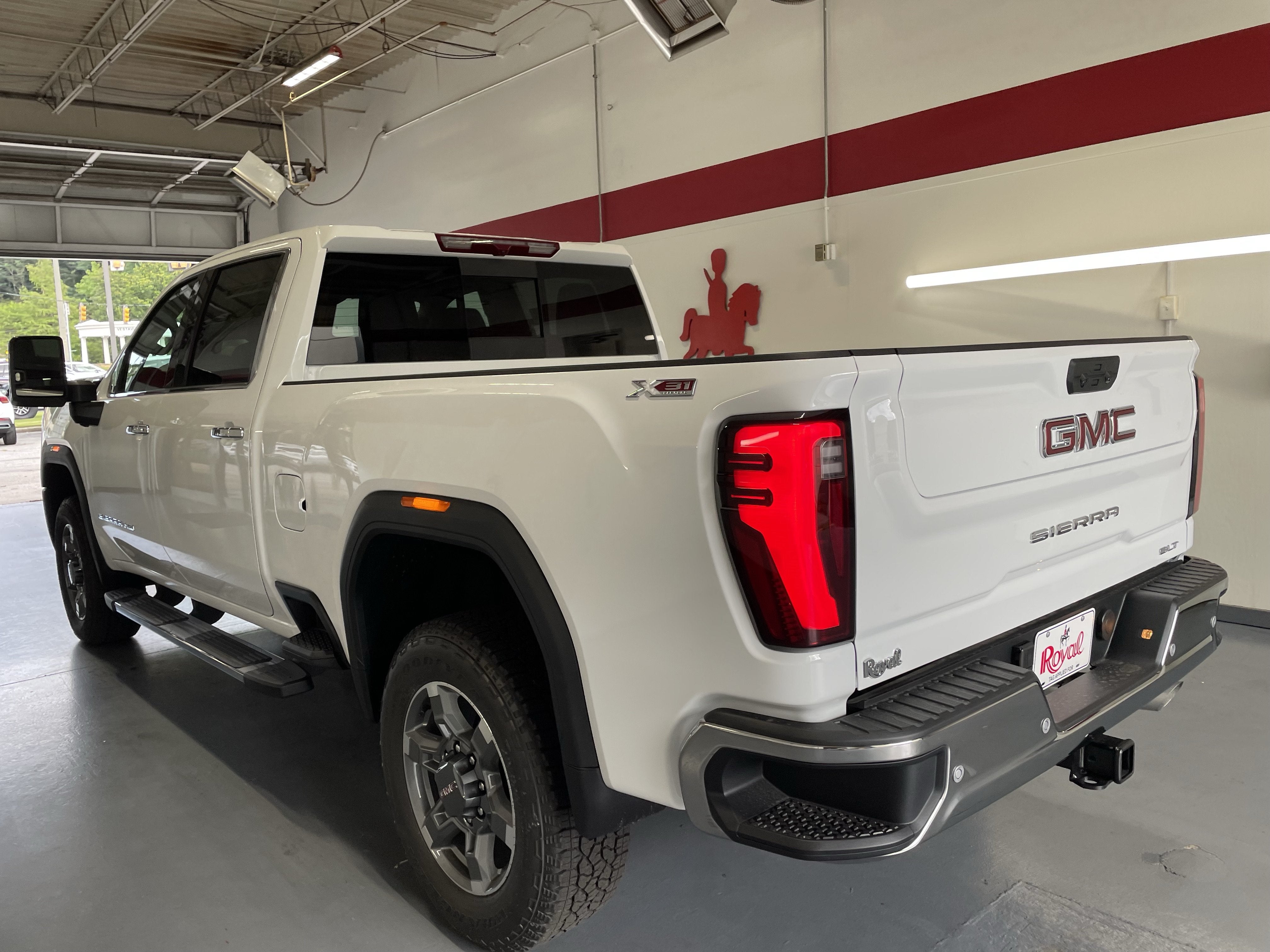 2026 GMC Sierra 2500 HD SLT