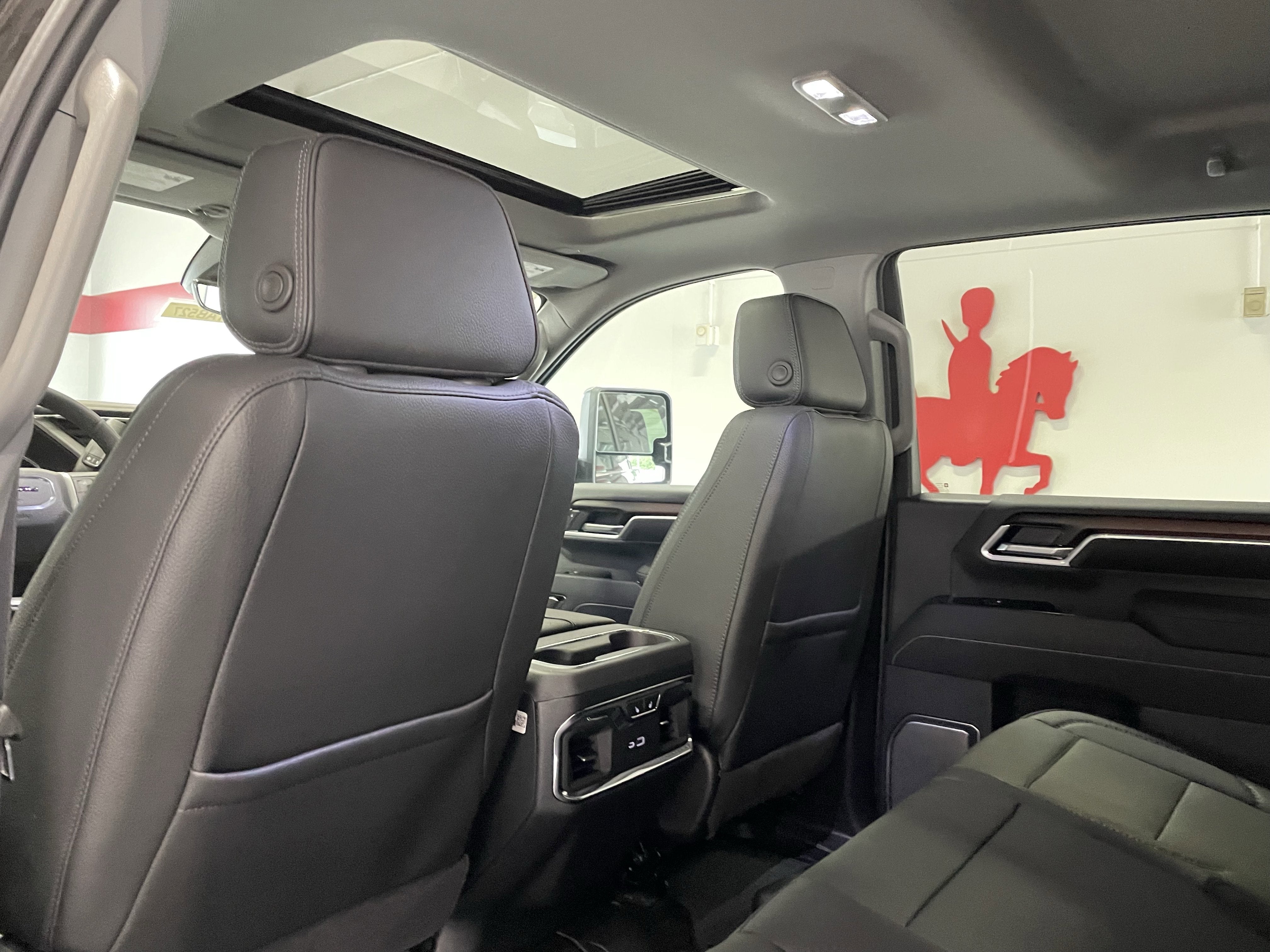 2026 GMC Sierra 2500HD Denali - Photo 11