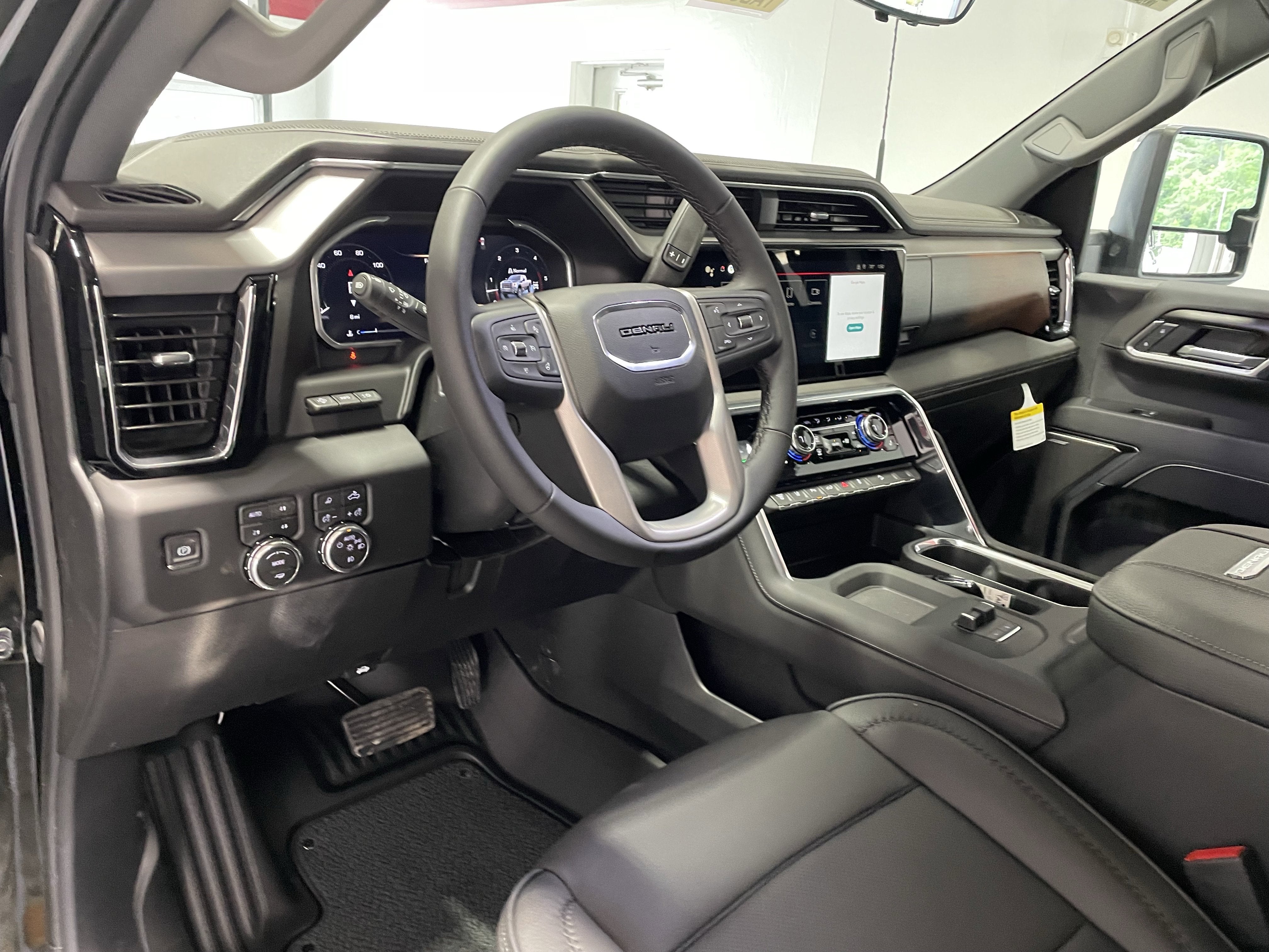 2026 GMC Sierra 2500HD Denali - Photo 15