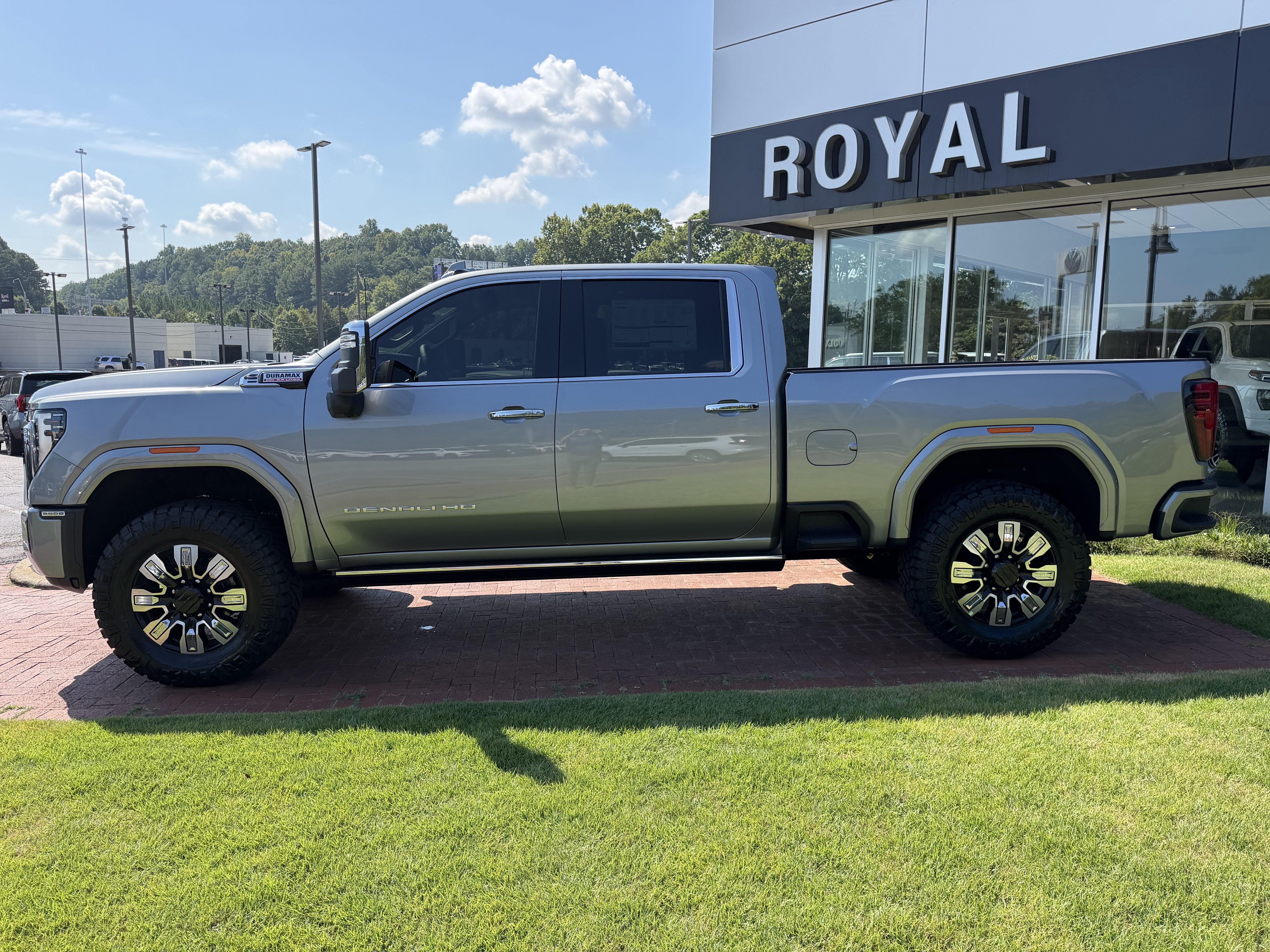 2026 GMC Sierra 2500 HD Denali