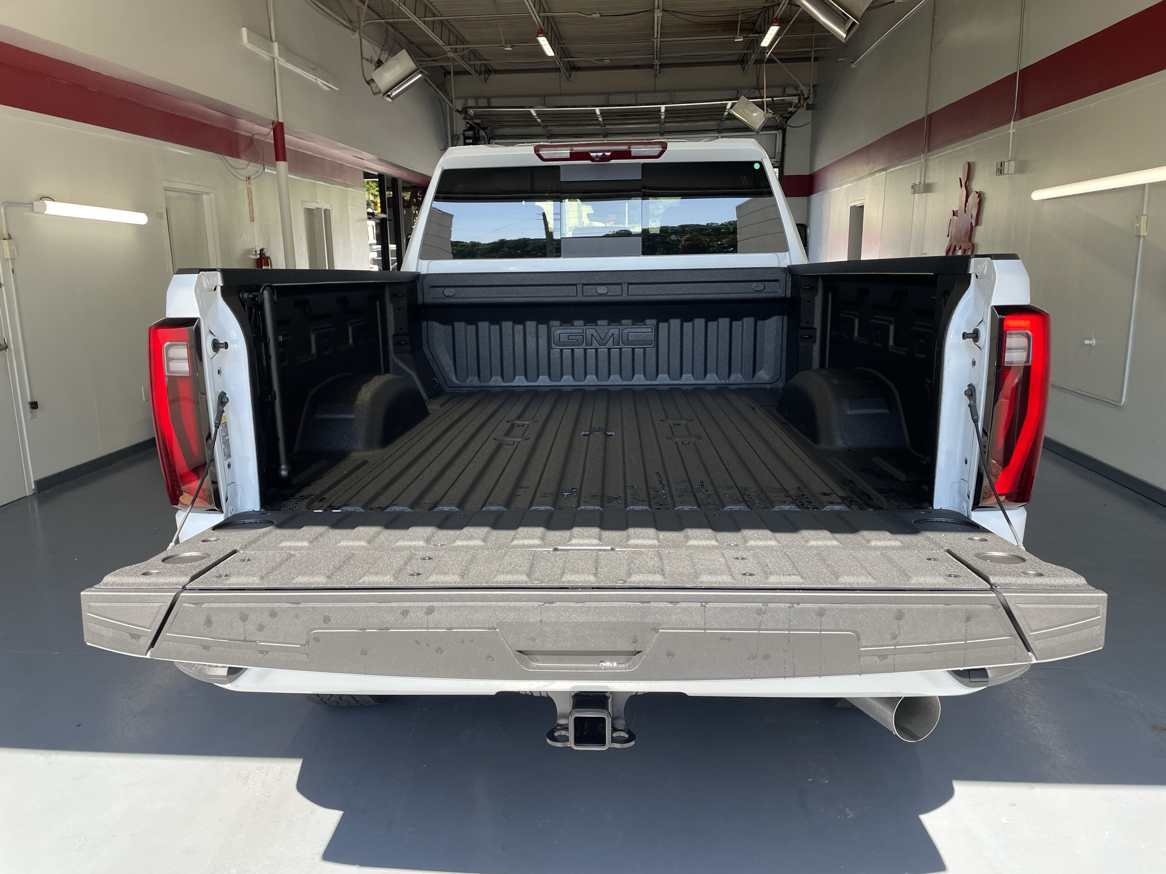 2026 GMC Sierra 2500HD Denali - Photo 7