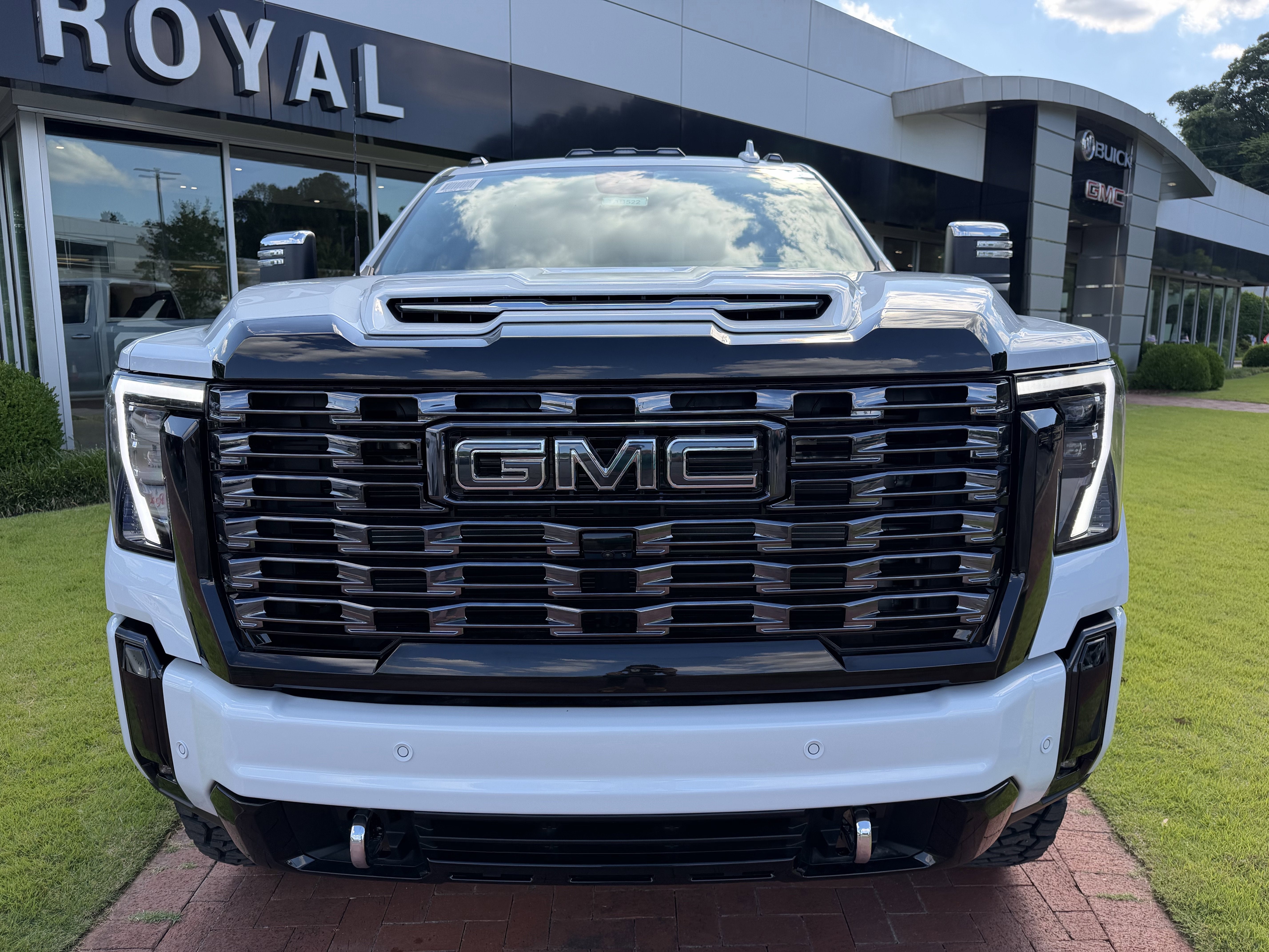 2026 GMC Sierra 2500 HD Denali Ultimate