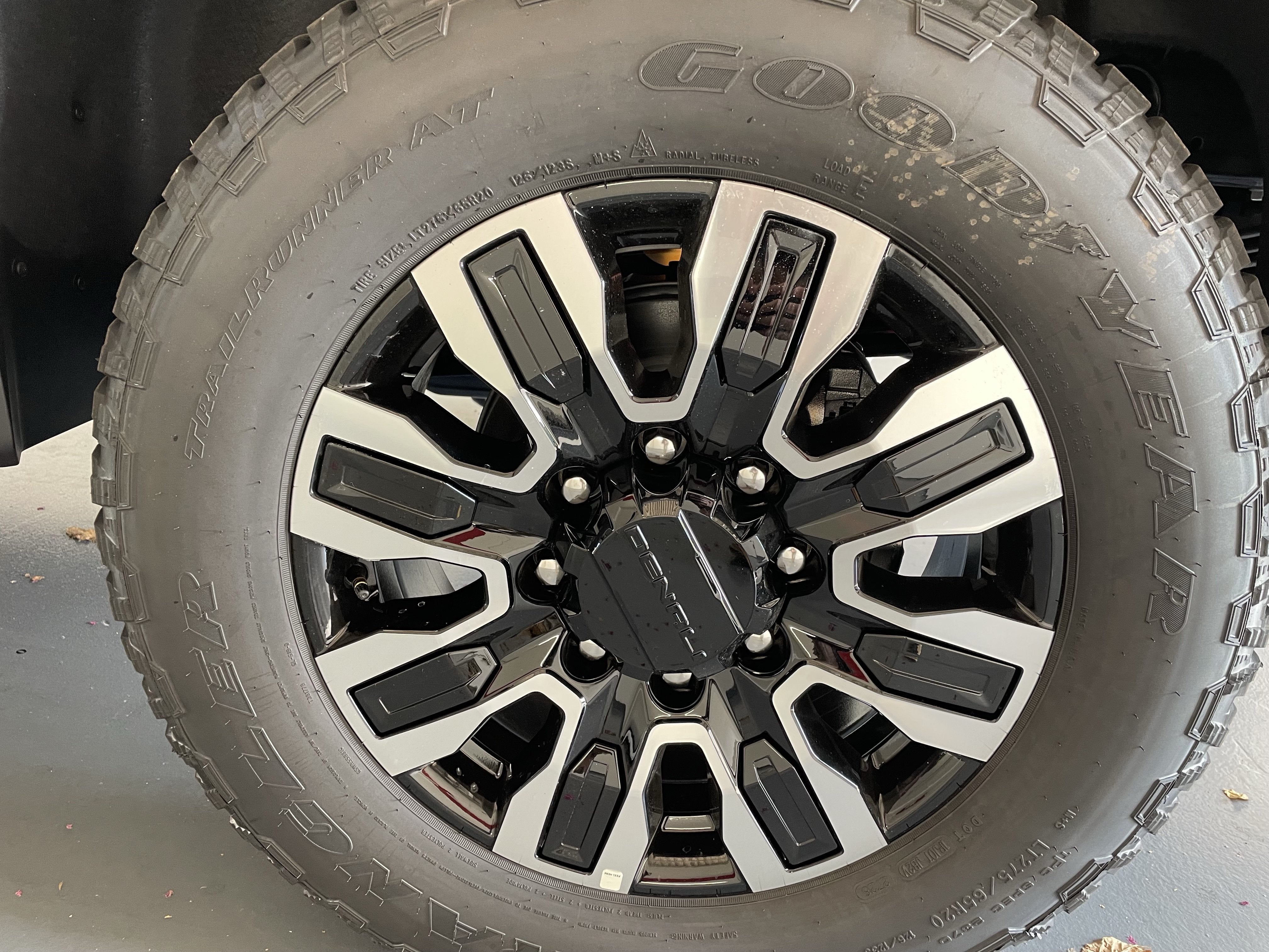 2026 GMC Sierra 2500HD Denali Ultimate - Photo 7