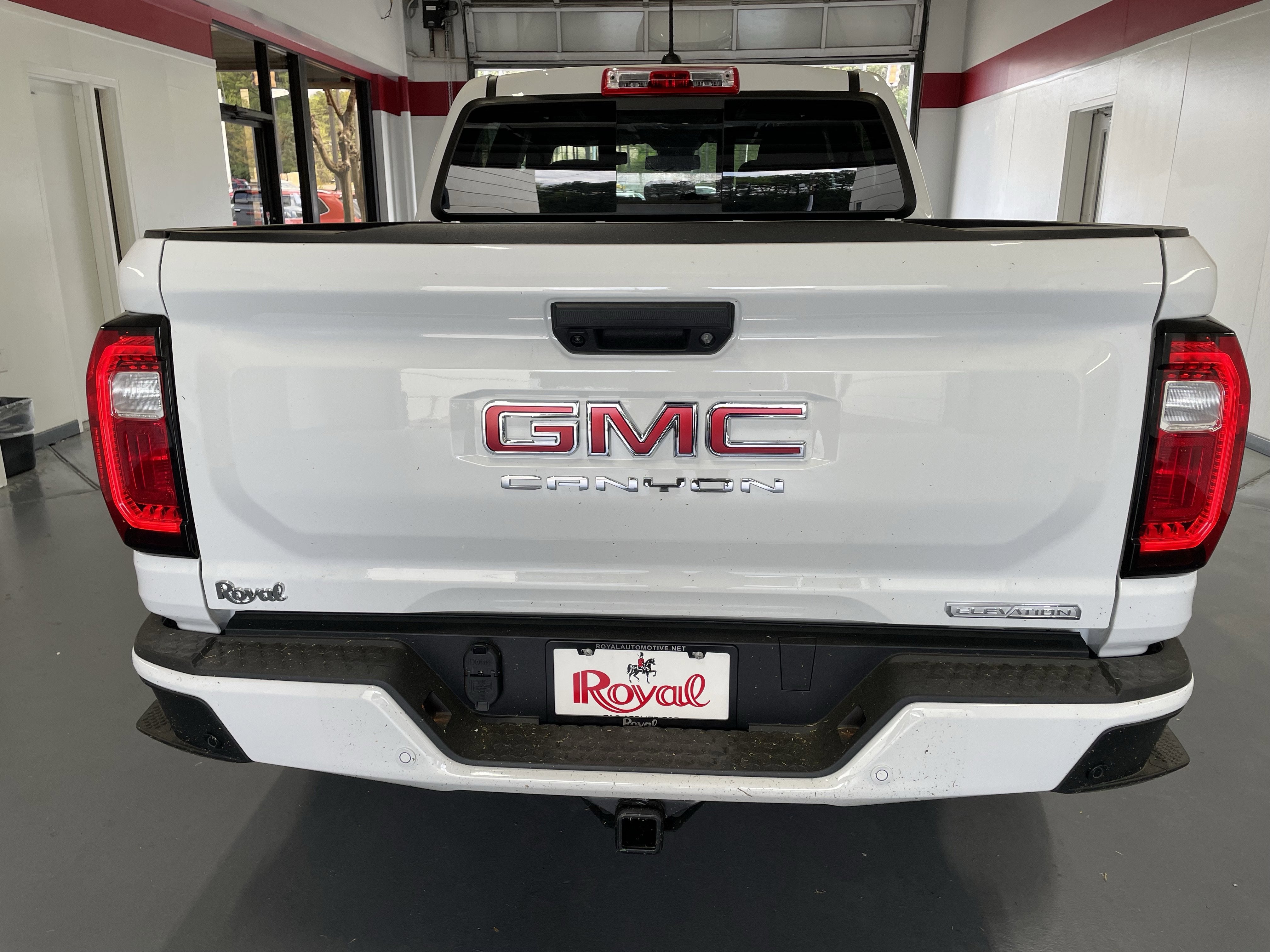 2026 GMC Canyon Elevation