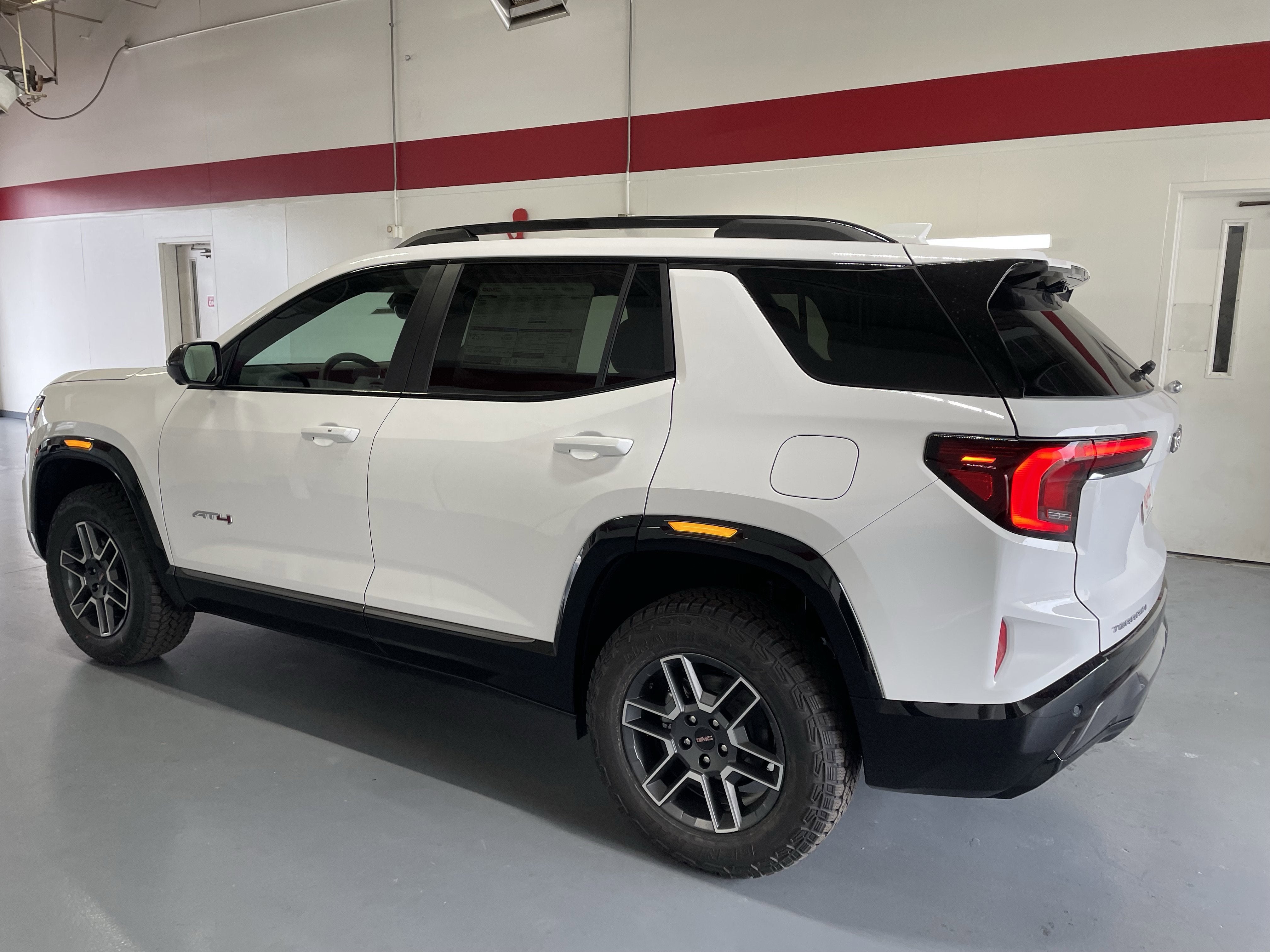 2026 GMC Terrain AT4