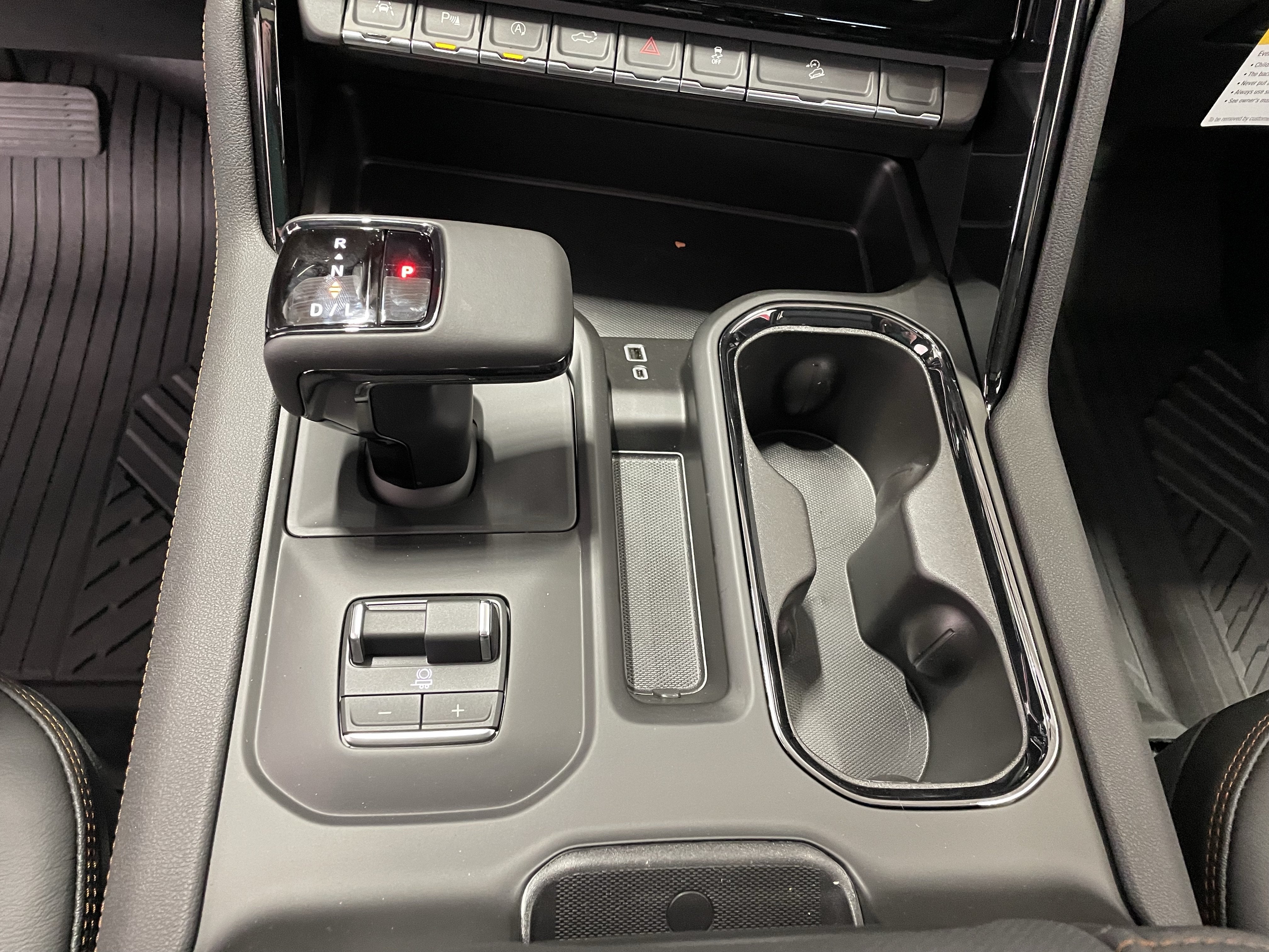 2026 GMC Sierra 1500 AT4 - Photo 17