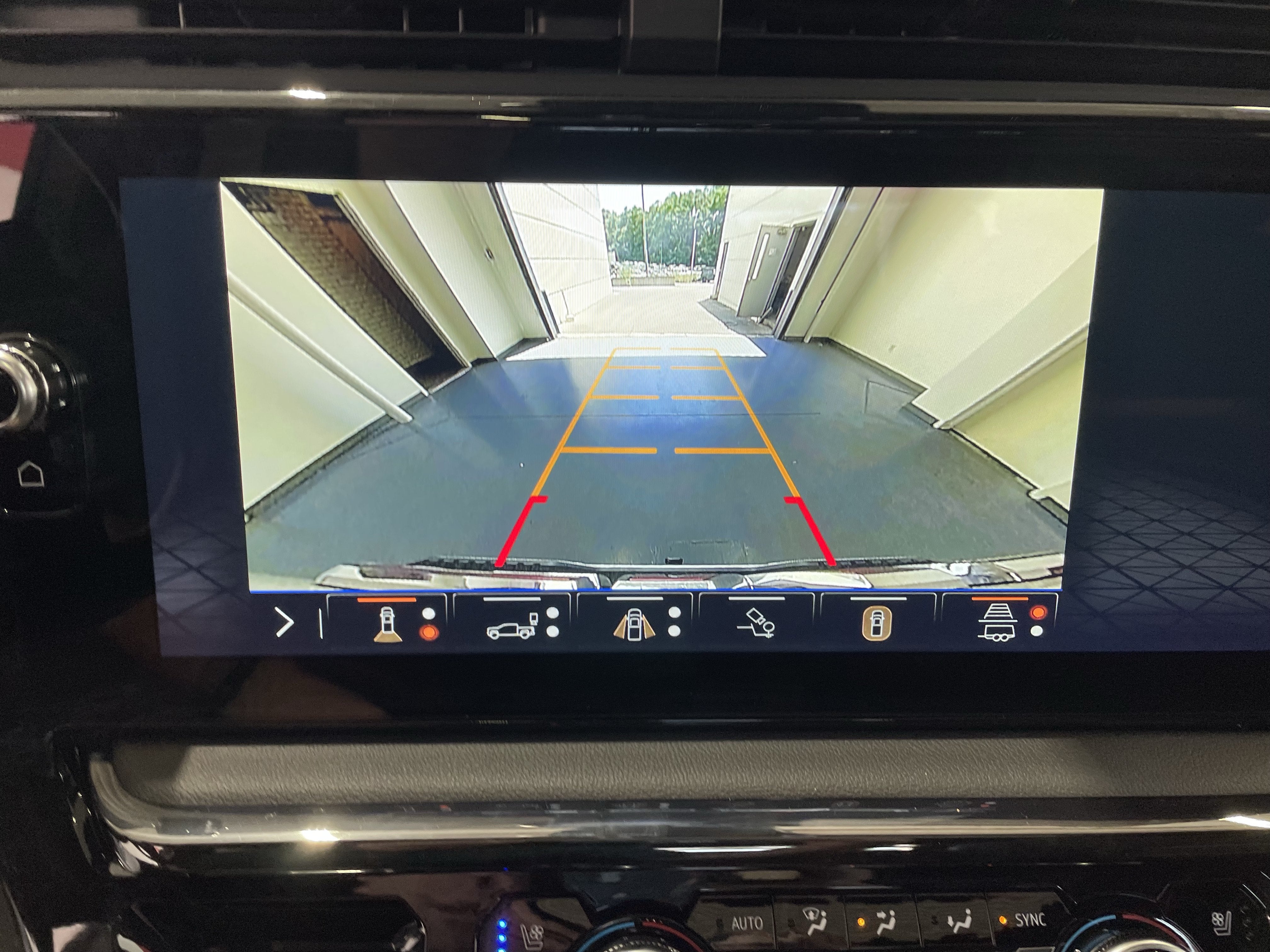 2026 GMC Sierra 1500 AT4 - Photo 18