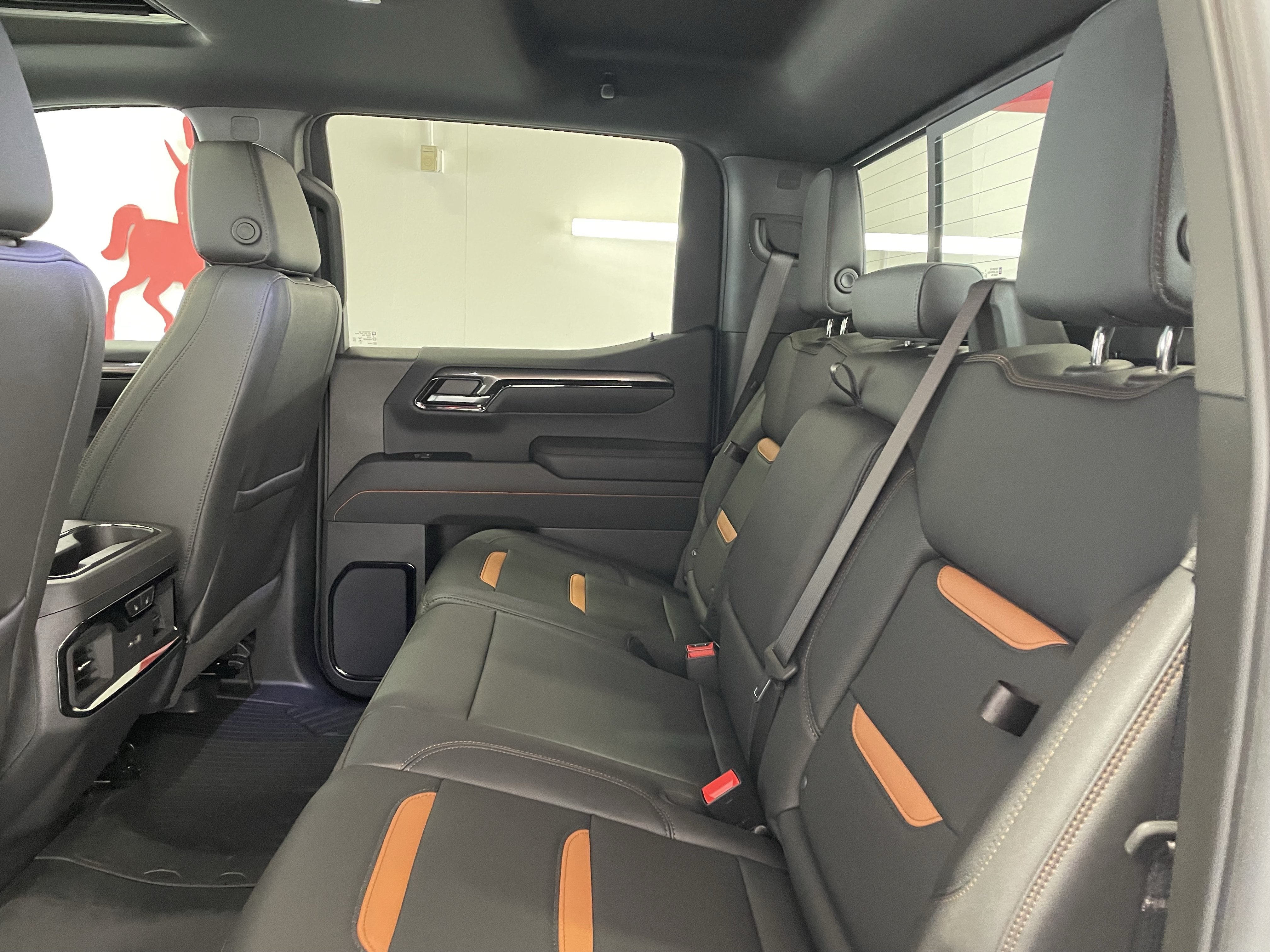 2026 GMC Sierra 1500 AT4 - Photo 9
