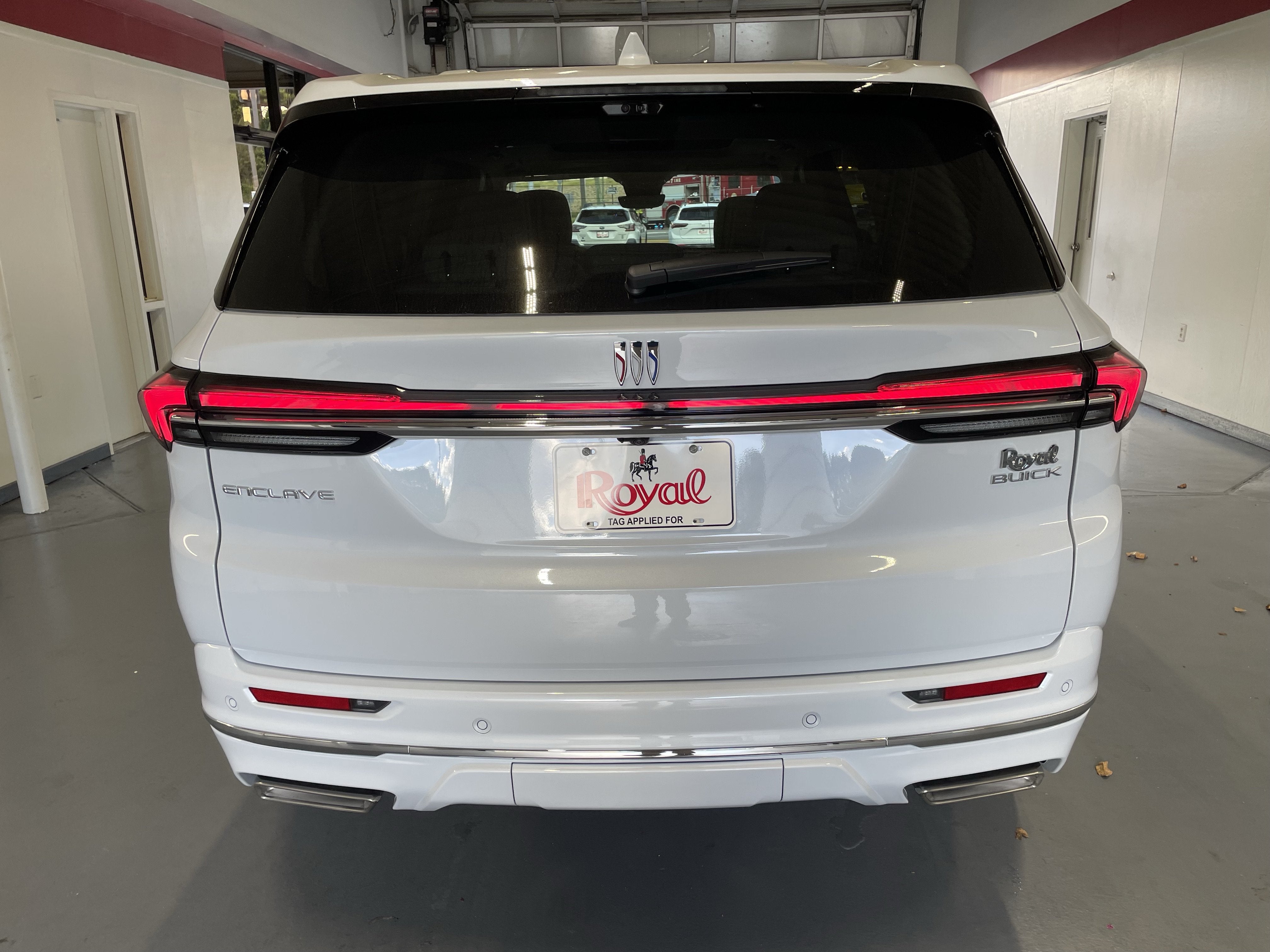 2027 Buick Enclave Avenir