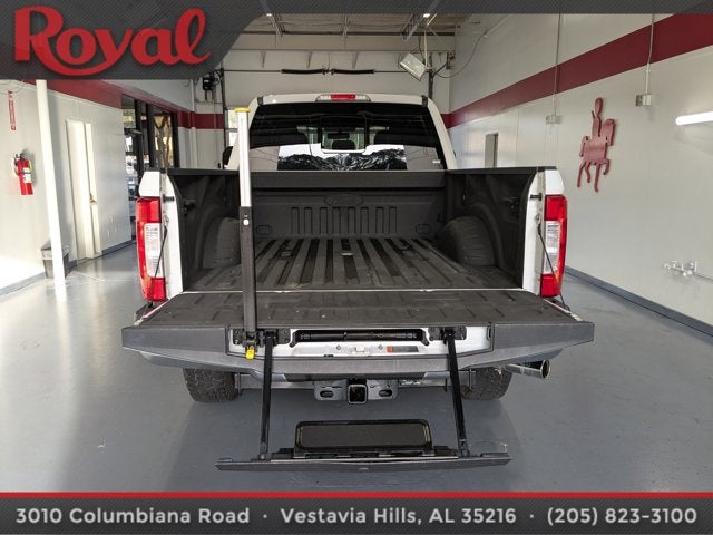 2017 Ford Super Duty F-250 SRW Lariat