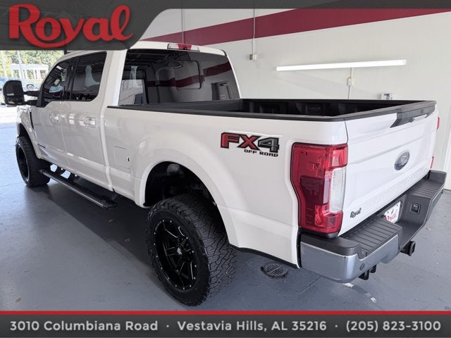 2017 Ford Super Duty F-250 SRW Lariat