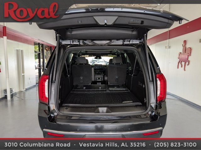 2023 GMC Yukon XL SLT