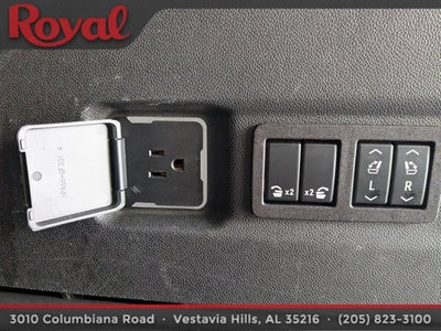 2023 GMC Yukon XL AT4