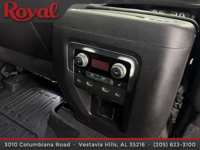 2022 GMC Yukon XL AT4
