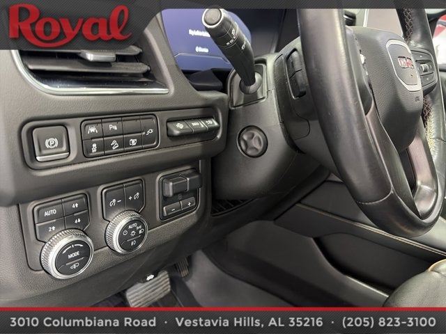 2022 GMC Yukon XL AT4