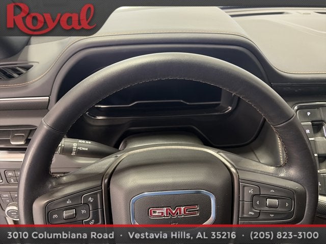2022 GMC Yukon XL AT4