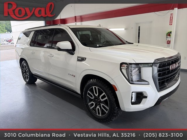2022 GMC Yukon XL AT4