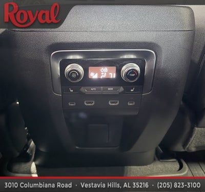 2023 GMC Yukon XL AT4
