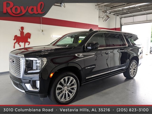 2024 GMC Yukon Denali AWD's photo