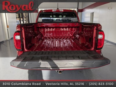 2024 GMC Canyon 4WD AT4