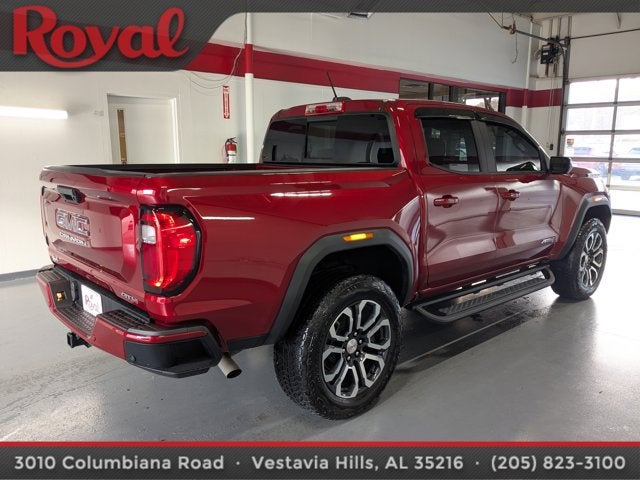 2024 GMC Canyon 4WD AT4