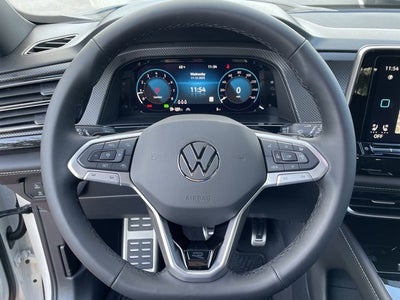 2026 Volkswagen Atlas Cross Sport 2.0T SEL R-Line Black