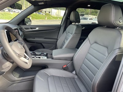 2026 Volkswagen Atlas Cross Sport 2.0T SEL R-Line Black