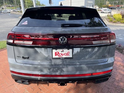 2026 Volkswagen Atlas Cross Sport 2.0T SEL R-Line Black