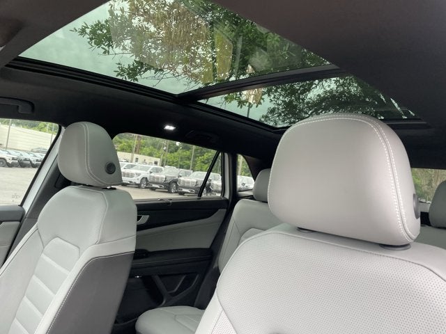 2026 Volkswagen Atlas Cross Sport 2.0T SEL R-Line Black