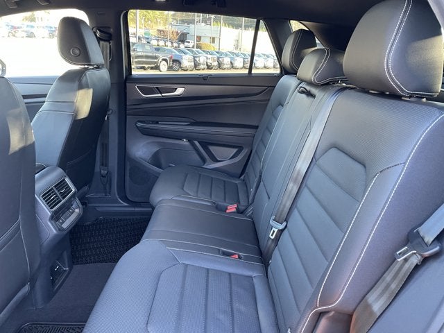 2026 Volkswagen Atlas Cross Sport 2.0T SEL R-Line Black