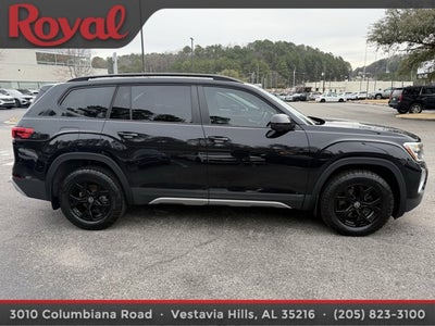 2025 Volkswagen Atlas 2.0T Peak Edition