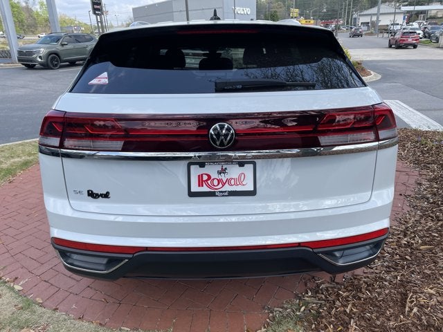 2026 Volkswagen Atlas Cross Sport 2.0T SE