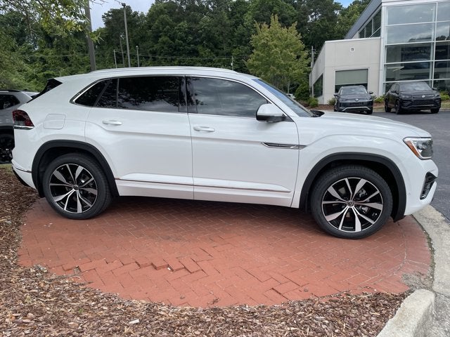 2026 Volkswagen Atlas Cross Sport 2.0T SEL Premium R-Line