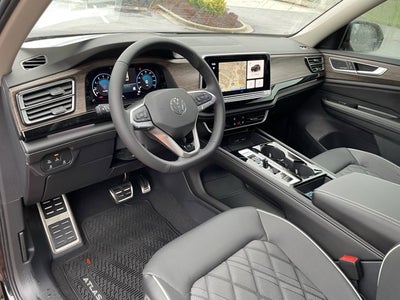 2026 Volkswagen Atlas 2.0T SEL Premium R-Line