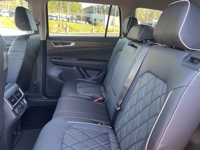 2026 Volkswagen Atlas 2.0T SEL Premium R-Line