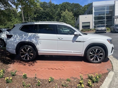 2026 Volkswagen Atlas 2.0T SEL Premium R-Line