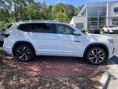 2026 Volkswagen Atlas 2.0T SEL Premium R-Line