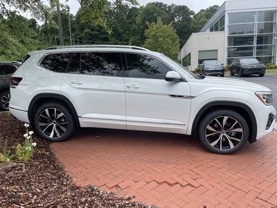2026 Volkswagen Atlas 2.0T SEL Premium R-Line