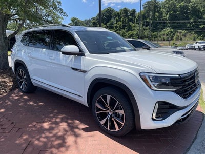 2026 Volkswagen Atlas 2.0T SEL Premium R-Line
