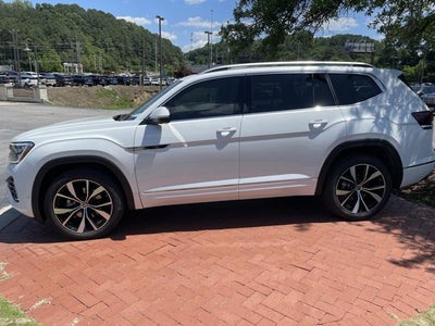 2026 Volkswagen Atlas 2.0T SEL Premium R-Line