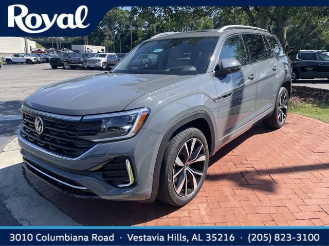 2026 Volkswagen Atlas 2.0T SEL Premium R-Line 4MOTION's photo