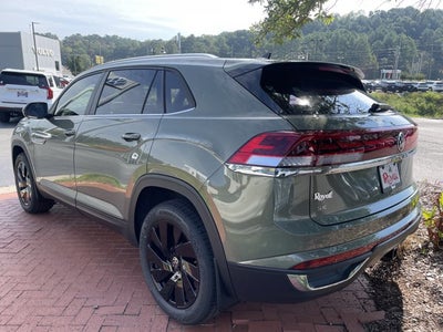 2026 Volkswagen Atlas Cross Sport 2.0T SE w/Technology