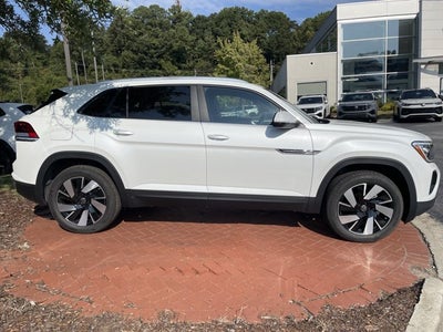 2026 Volkswagen Atlas Cross Sport 2.0T SE w/Technology
