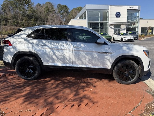 2026 Volkswagen Atlas Cross Sport 2.0T SE w/Technology