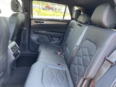 2026 Volkswagen Atlas Cross Sport 2.0T SE w/Technology