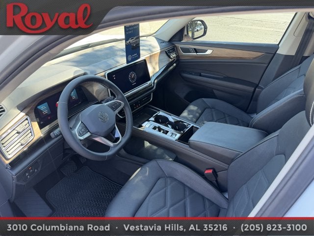 2024 Volkswagen Atlas 2.0T SE w/Technology