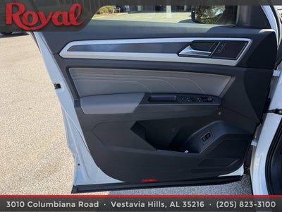 2023 Volkswagen Atlas Cross Sport 2.0T SEL R-Line Black