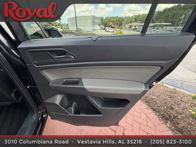 2023 Volkswagen Atlas 3.6L V6 SEL R-Line Black