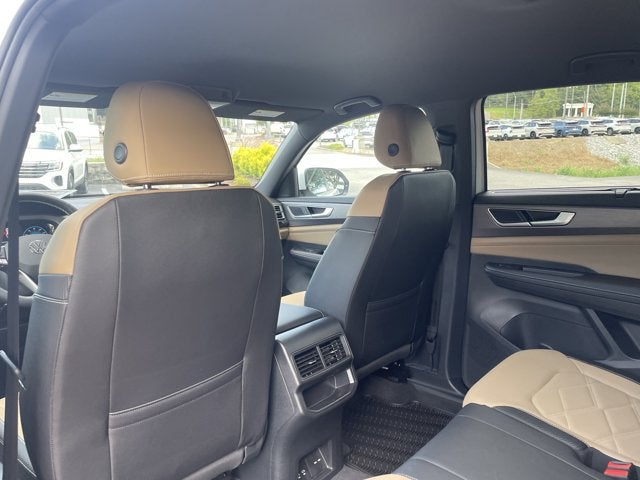 2026 Volkswagen Atlas Cross Sport 2.0T SE w/Technology
